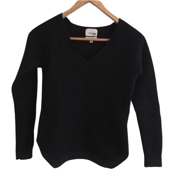 Aritzia Sweaters - ARITZIA Wilfred Free Wool Ribbed V-Neck Sweater